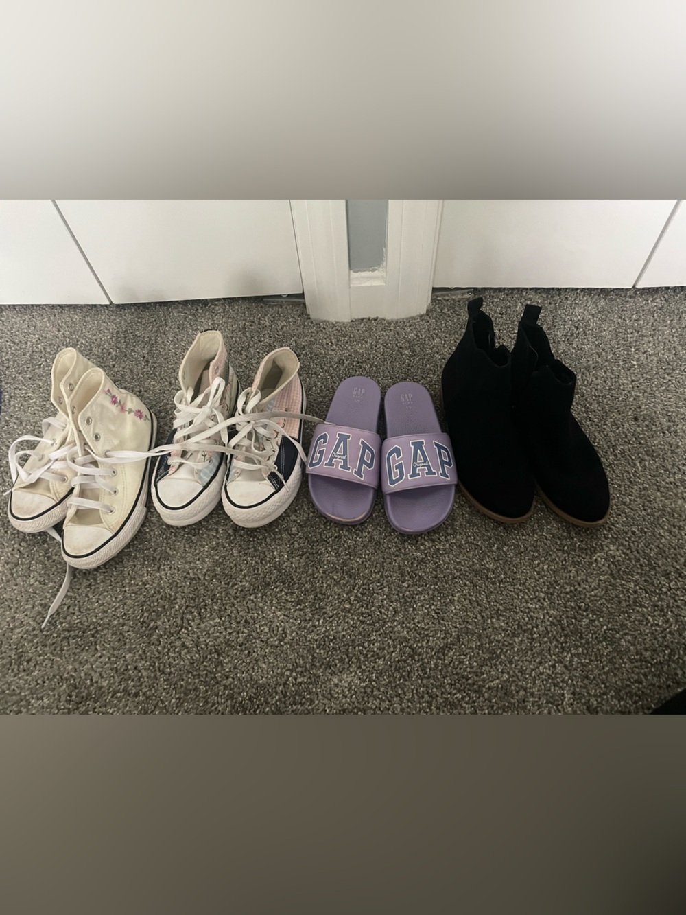 Lot of converse sneakers/ gap slides/ black boots